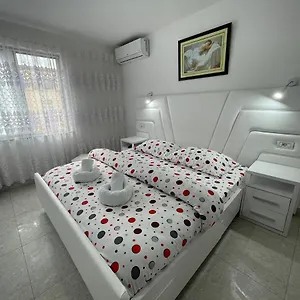 Romance Apartamento
