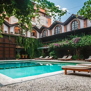 4* Hotel Restaurant Bujtina E Gjelit